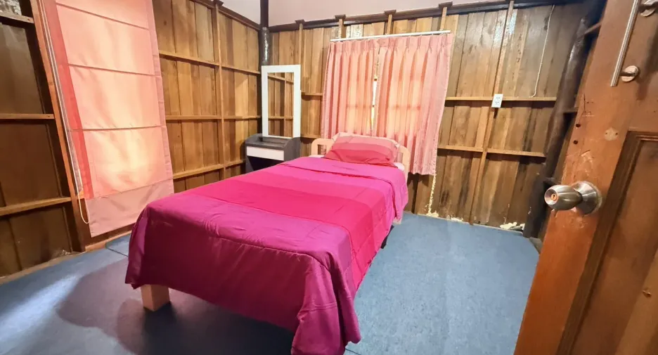 For rent 3 bedrooms house in Mueang Krabi, Krabi