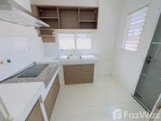 出租 3 卧室 独立屋 在 San Kamphaeng, Chiang Mai
