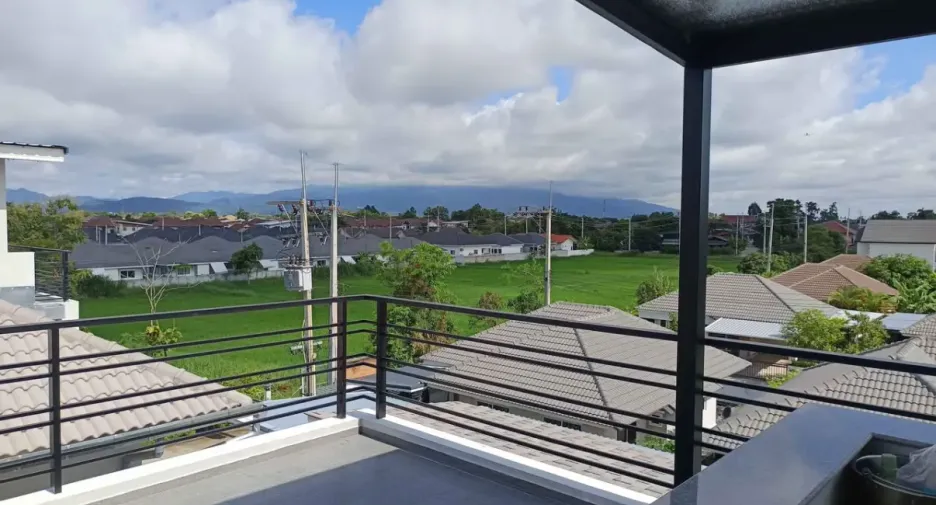 For rent 5 bedrooms house in Hang Dong, Chiang Mai