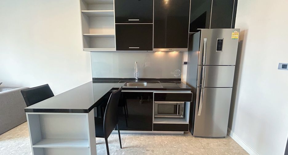 Condo en alquiler de 1 habitaciones en Khlong Toei, Bangkok