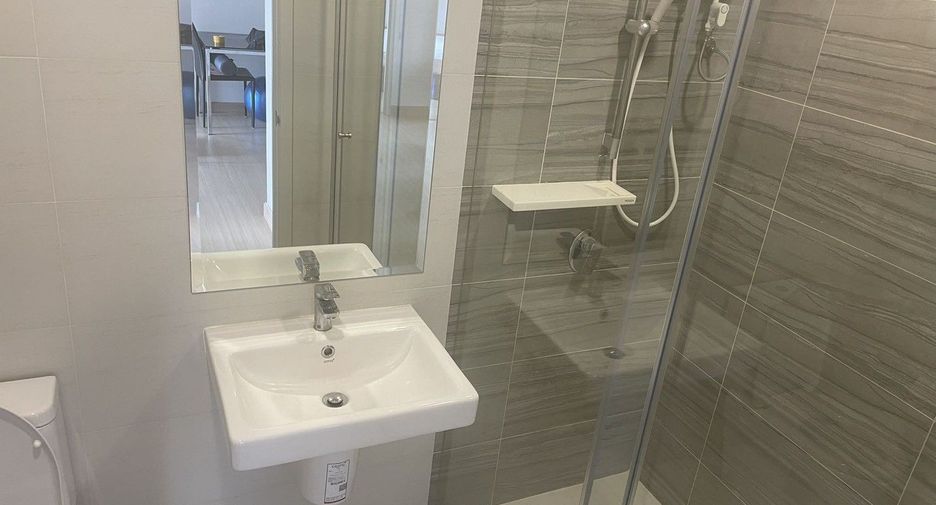 Condo en alquiler de 2 habitaciones en Bang Kapi, Bangkok