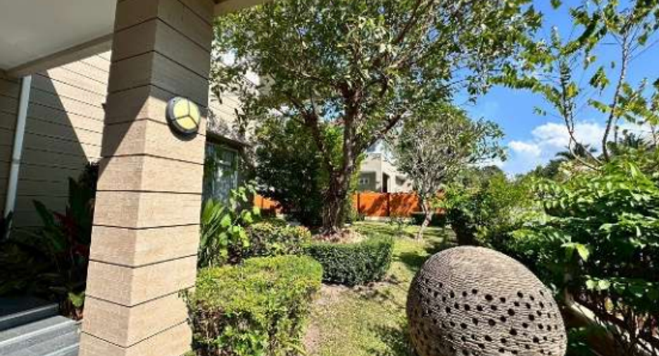 For sale 4 ベッドルーム house in Na Jomtien, Pattaya