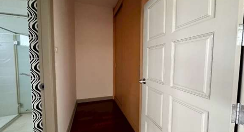 For sale 4 ベッドルーム house in Na Jomtien, Pattaya