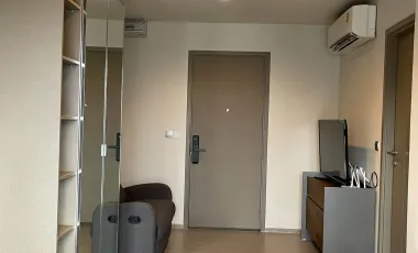 À louer 1 chambre condo à Huai Khwang, Bangkok