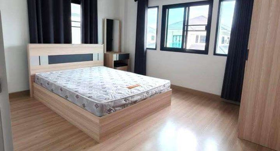 For rent 3 bedrooms house in Saraphi, Chiang Mai