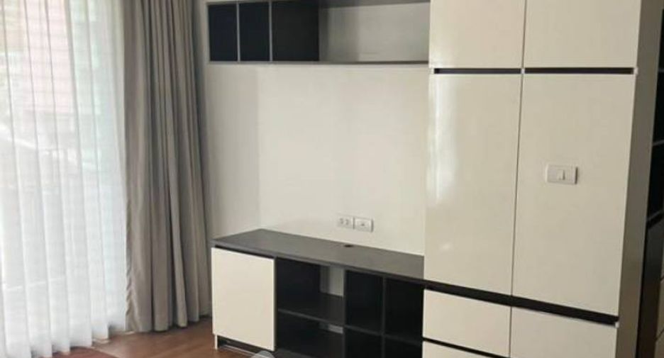 For sale 2 bedrooms condo in Watthana, Bangkok