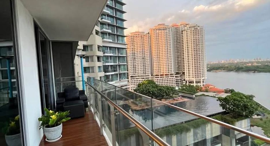 For sale 2 bedrooms condo in Yan Nawa, Bangkok