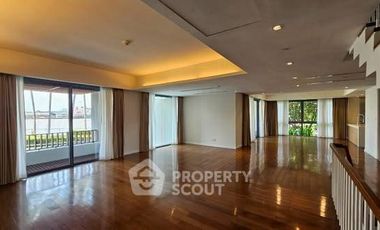 For sale 4 bedrooms condo in Yan Nawa, Bangkok