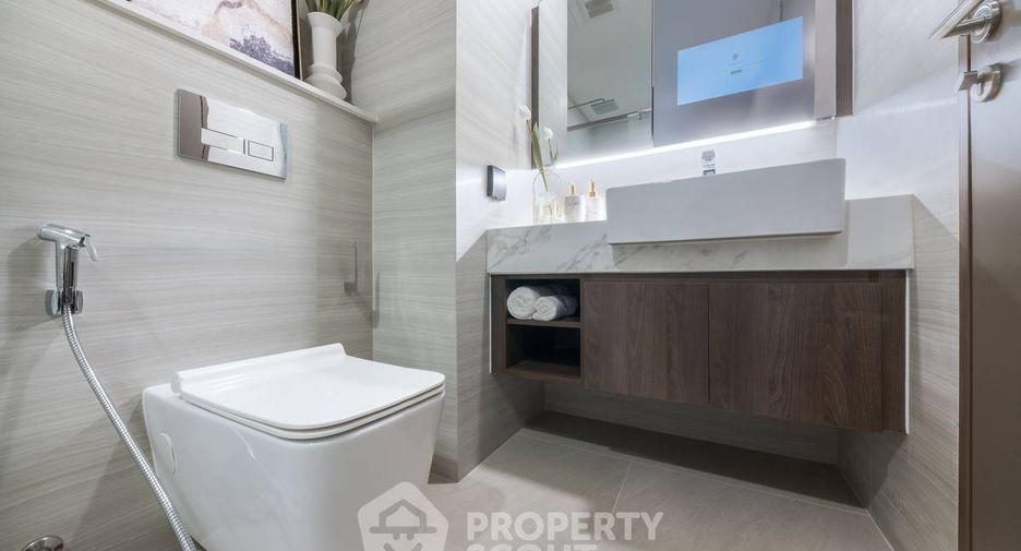 For sale 1 bed condo in Watthana, Bangkok