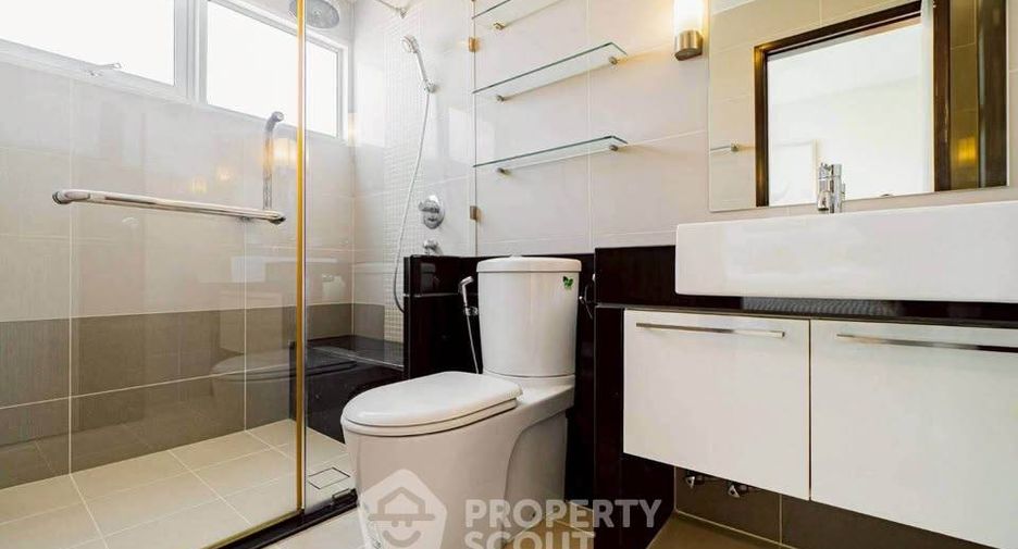 For sale 3 bedrooms condo in Bang Kho Laem, Bangkok