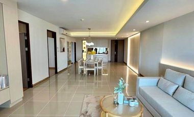 For sale 3 bedrooms condo in Bang Kho Laem, Bangkok
