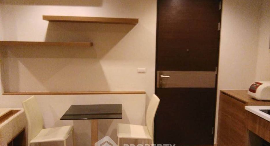 For sale 1 bed condo in Sathon, Bangkok