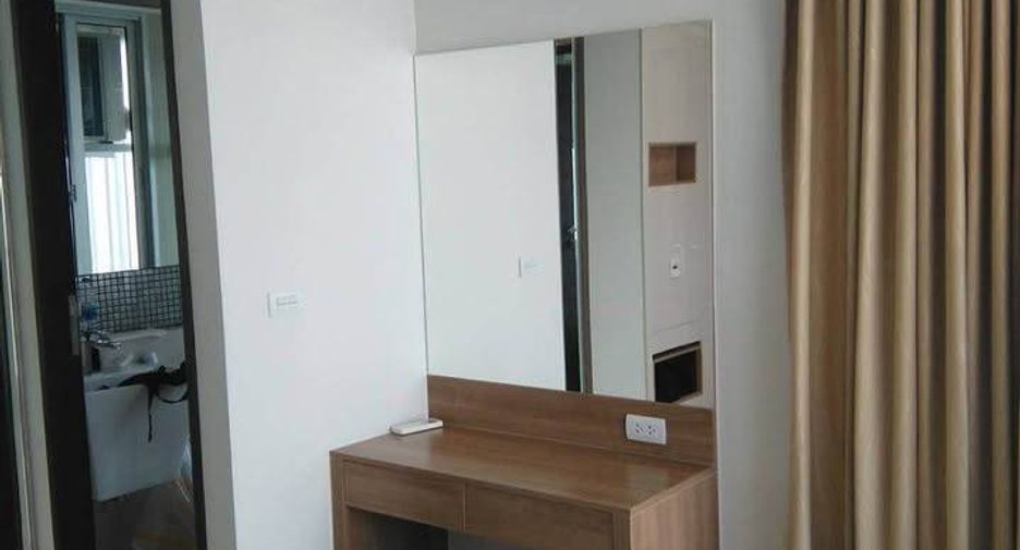 For sale 1 bed condo in Sathon, Bangkok