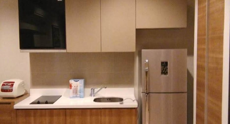For sale 1 bed condo in Sathon, Bangkok