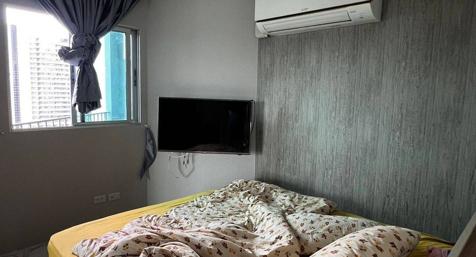Продажа 2 спальни кондо в Хуаи Кхщанг, Бангкок