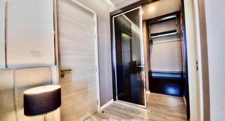 Wohnung zum Kauf mit 2 Zimmer in Sathon, Bangkok