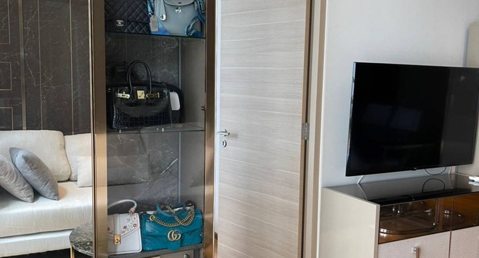 Condo en venta de 2 habitaciones en Khlong Toei, Bangkok