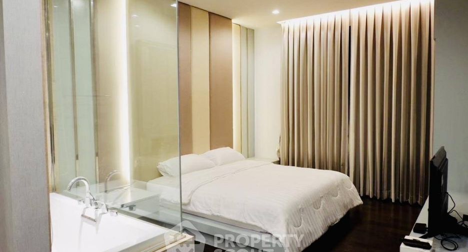 Condo en venta de 2 habitaciones en Khlong Toei, Bangkok