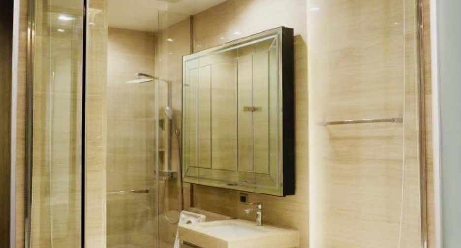 Condo en venta de 2 habitaciones en Khlong Toei, Bangkok