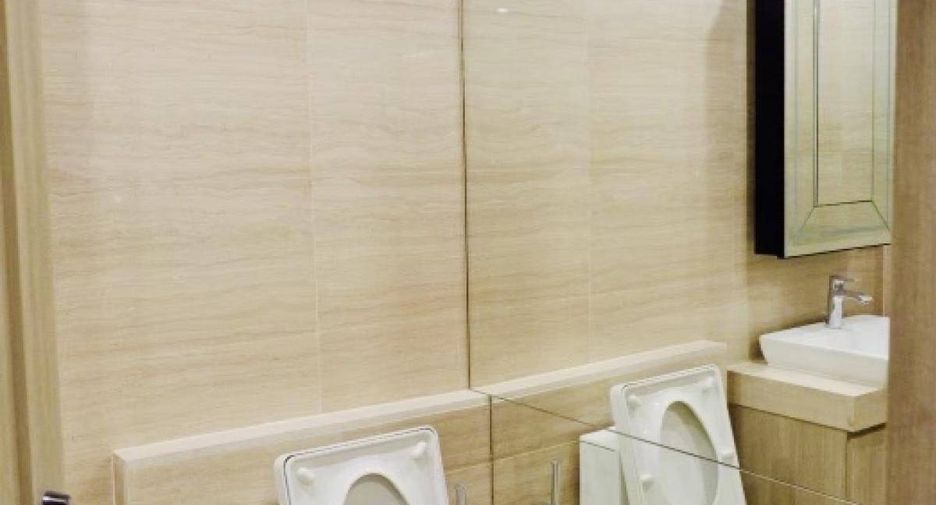 Condo en venta de 2 habitaciones en Khlong Toei, Bangkok