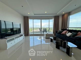 For sale 3 ベッドルーム condo in Yan Nawa, Bangkok