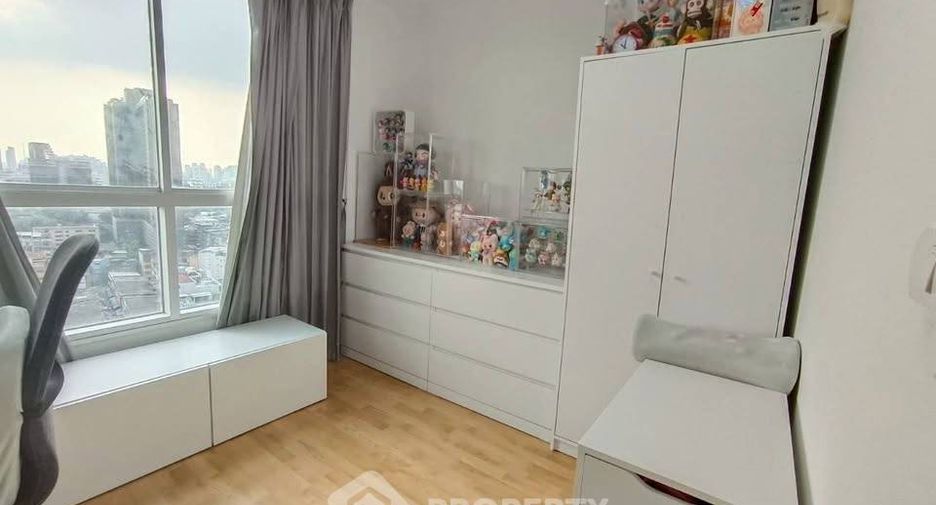 For sale 3 ベッドルーム condo in Watthana, Bangkok