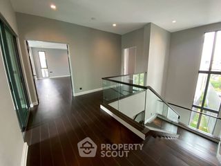 For sale 5 bedrooms house in Suan Luang, Bangkok