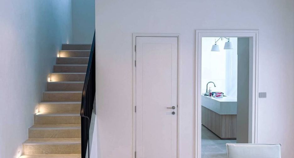 Casa en venta de 4 habitaciones en Bang Khen, Bangkok
