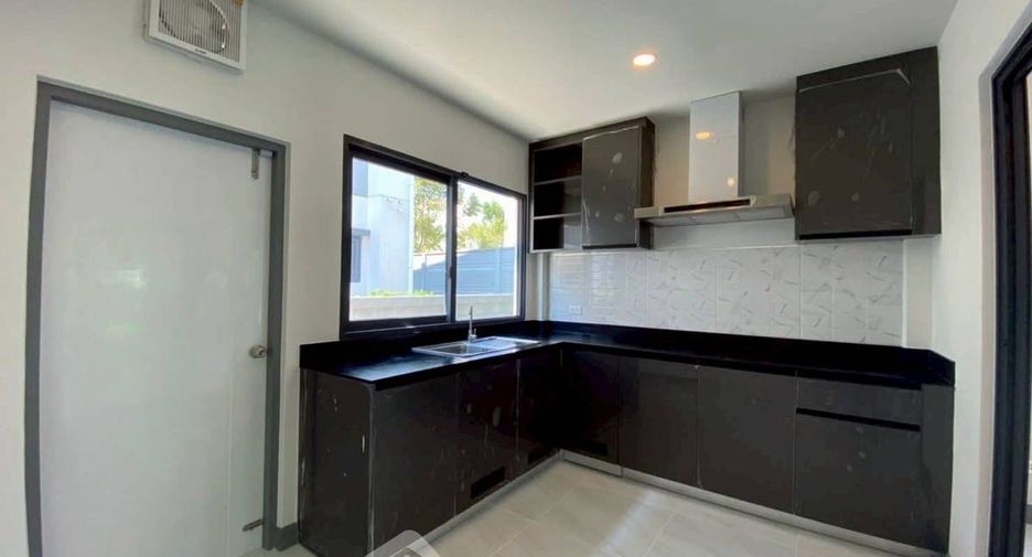 Haus zum Kauf mit 4 Zimmer in Prawet, Bangkok