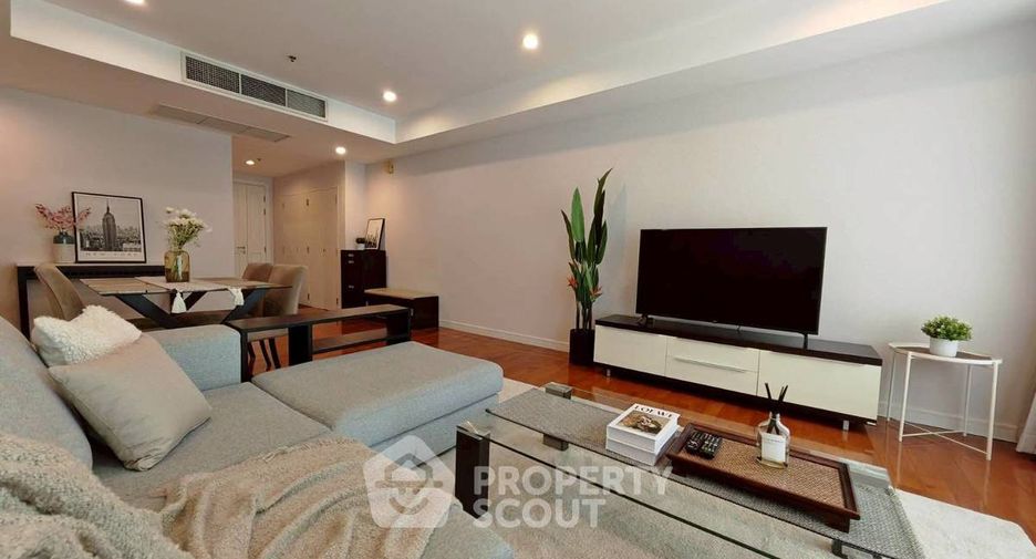 For sale 2 bedrooms condo in Khlong Toei, Bangkok