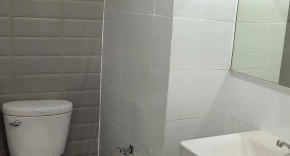 Condo en venta de 2 habitaciones en Khlong Toei, Bangkok