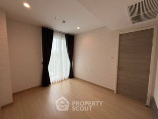 For sale 2 bedrooms condo in Yan Nawa, Bangkok