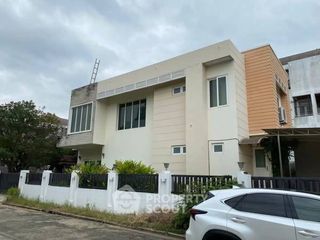 Продажа 6 спальни дом в Mueang Pathum Thani, Патумтани