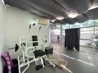 Reihenhaus zum Kauf mit 3 Zimmer in Bueng Kum, Bangkok