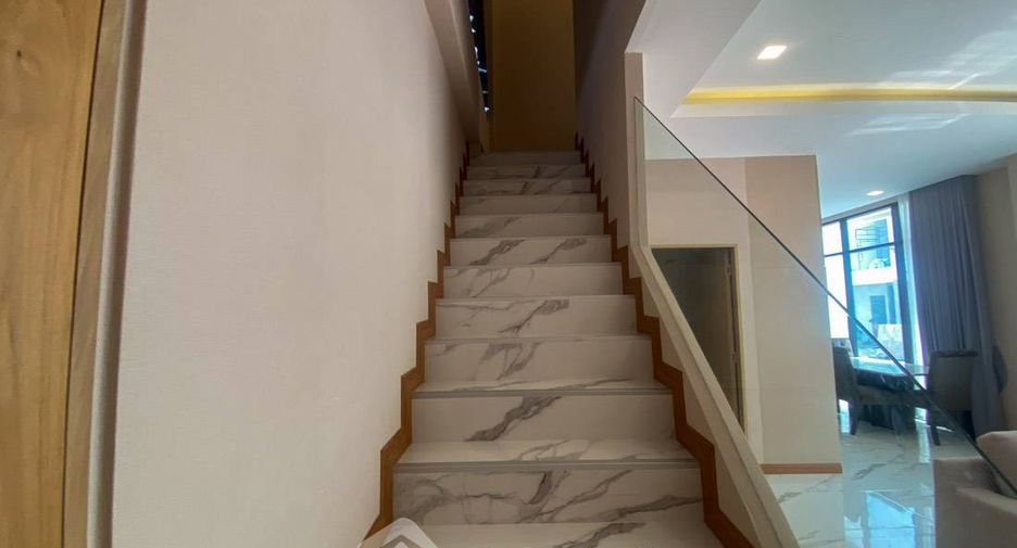 Villa en venta de 3 habitaciones en Bang Lamung, Chonburi