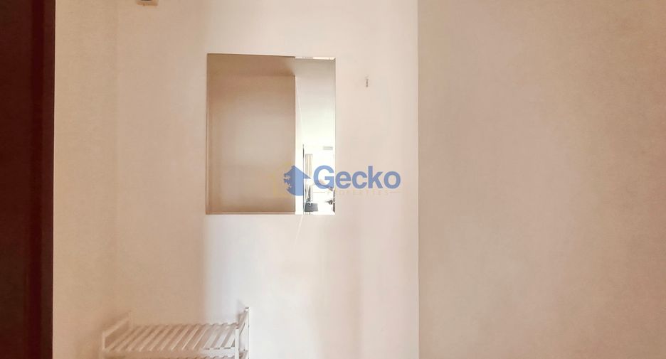 Condo en alquiler de 1 habitaciones en Bang Lamung, Chonburi