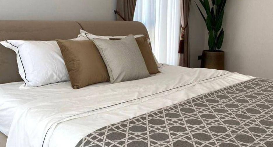 For sale 4 bedrooms house in Bang Kapi, Bangkok