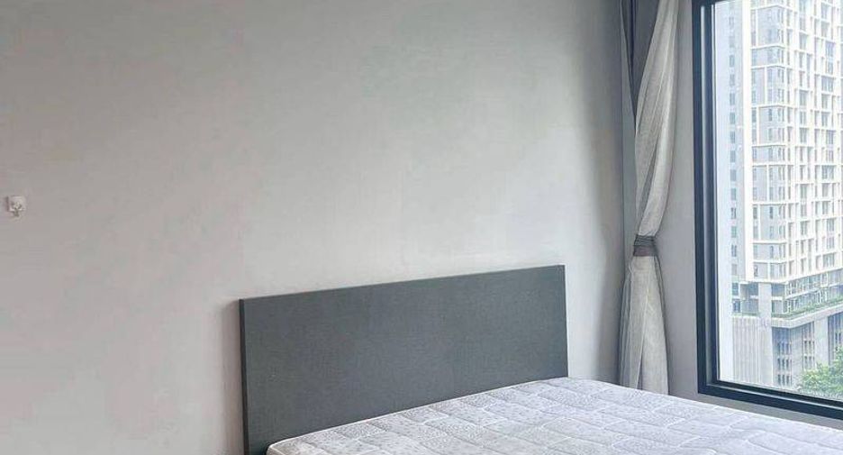 Продажа 2 спальни кондо в Хуаи Кхщанг, Бангкок