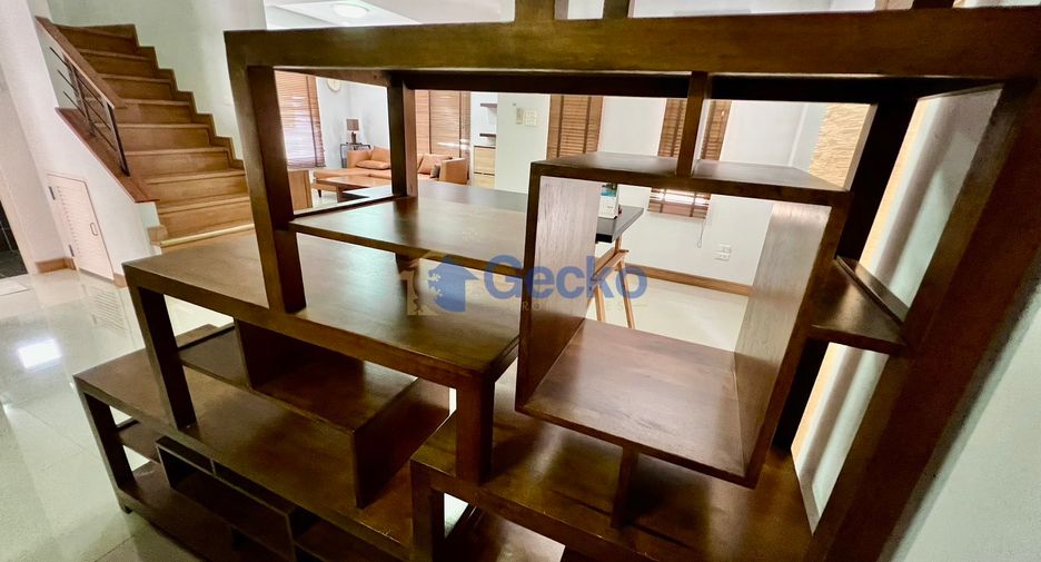 Haus zum Kauf mit 3 Zimmer in Bang Lamung, Chonburi