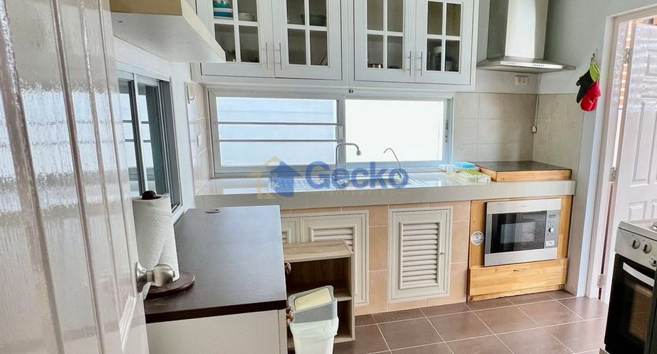 Haus zum Kauf mit 3 Zimmer in Bang Lamung, Chonburi
