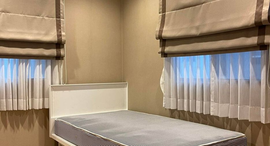 For rent 3 bedrooms house in Suan Luang, Bangkok
