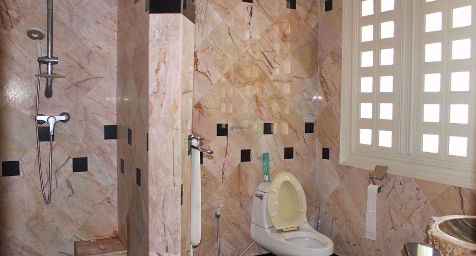 For rent 5 ベッドルーム house in Jomtien, Pattaya
