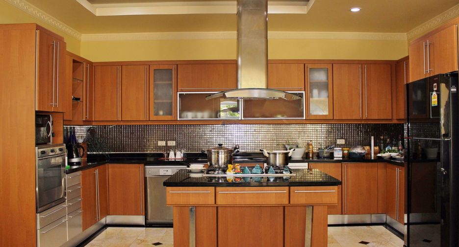 For rent 5 ベッドルーム house in Jomtien, Pattaya
