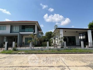 Haus zur Miete mit 3 Zimmer in Khlong Sam Wa, Bangkok