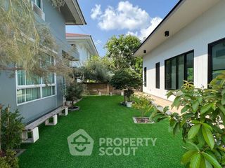 Haus zur Miete mit 3 Zimmer in Khlong Sam Wa, Bangkok