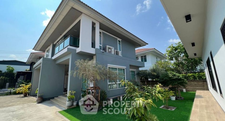 Haus zur Miete mit 3 Zimmer in Khlong Sam Wa, Bangkok