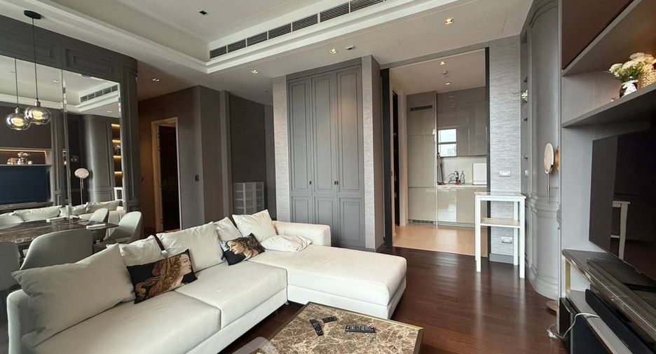 For rent 2 bedrooms condo in Khlong Toei, Bangkok
