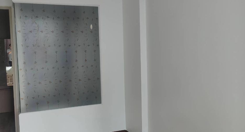 出租 2 卧室 公寓 在 Huai Khwang, 曼谷