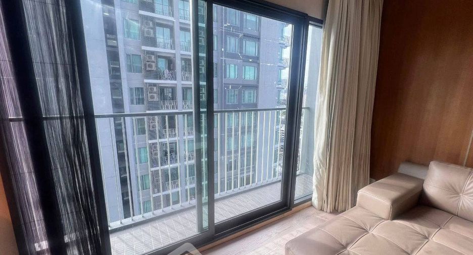 Wohnung zur Miete mit 2 Zimmer in Khlong Toei, Bangkok