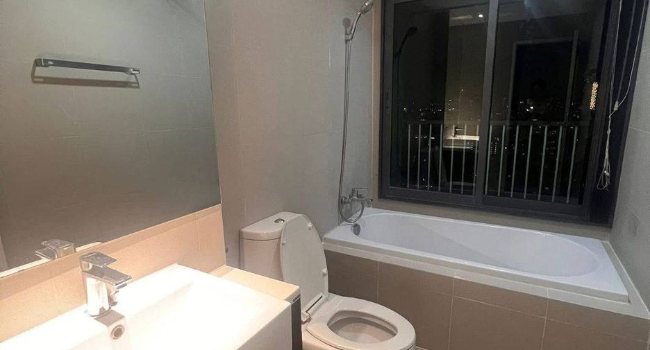 Wohnung zur Miete mit 2 Zimmer in Khlong Toei, Bangkok